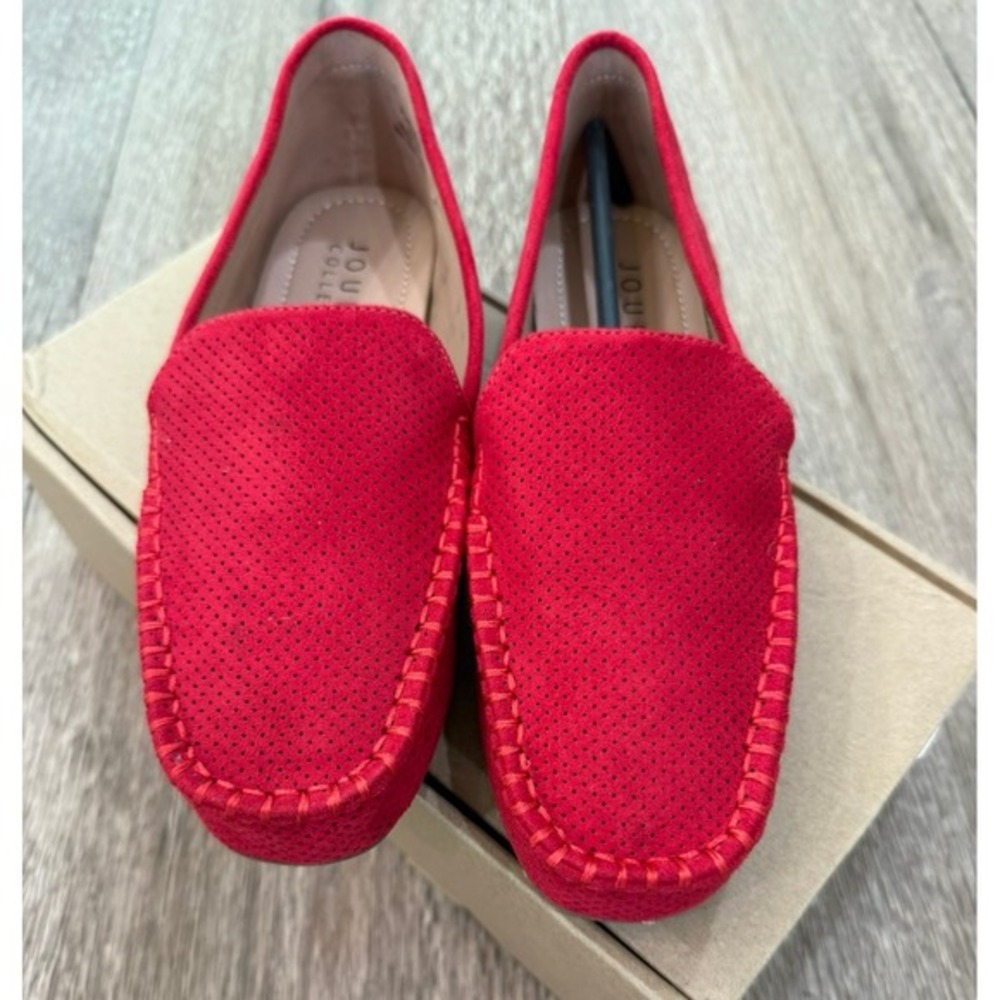 New Journee Collection Halsey's Comfort Foam Red Suede Moccasins Flats Size 6 M